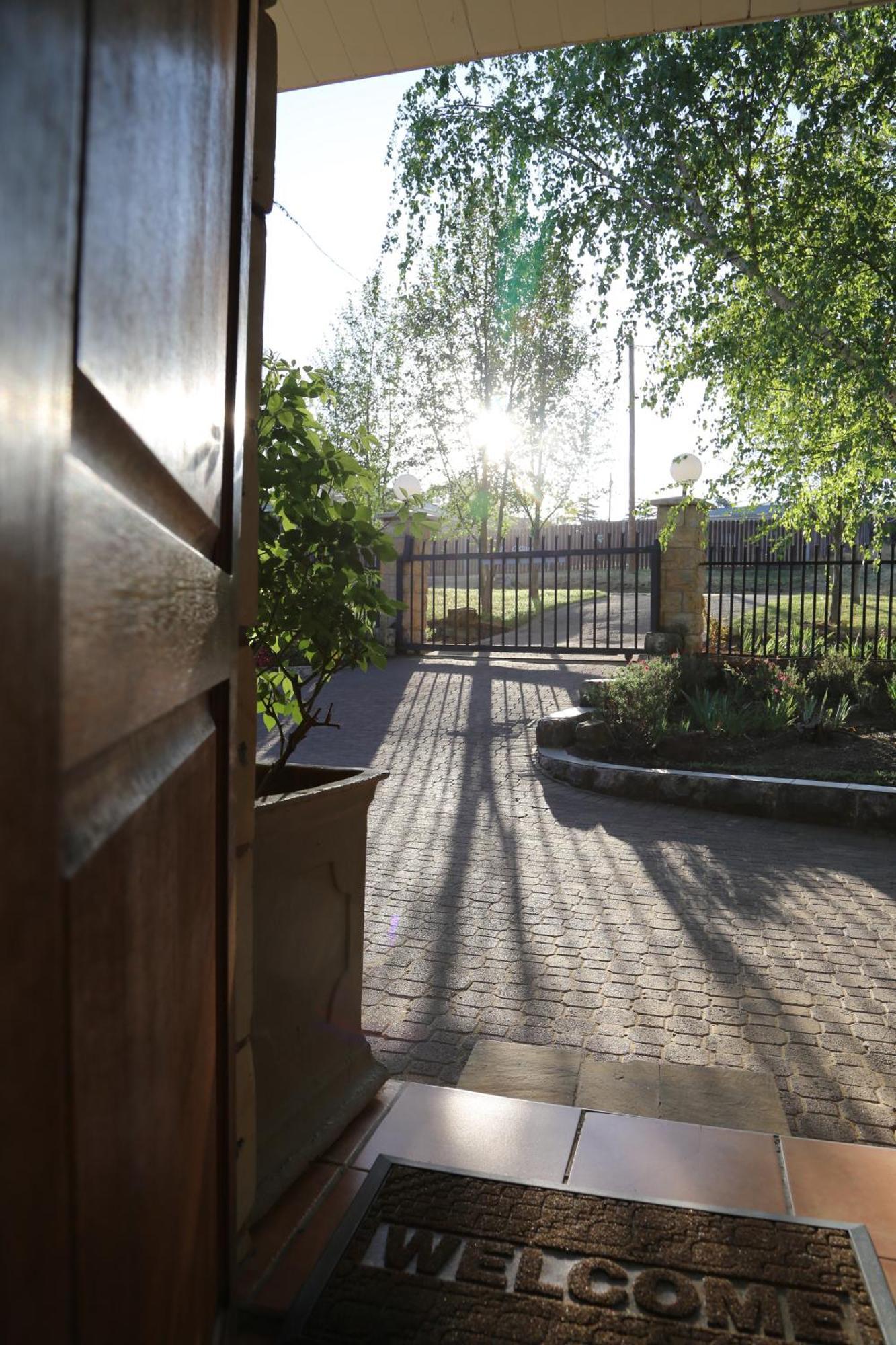 Mt Horeb Manor Clarens Bagian luar foto