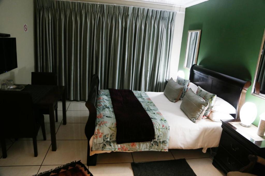Mt Horeb Manor Clarens Bagian luar foto